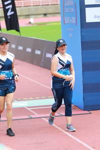 BIB: 1961, 1976
                            <button type="button" onclick="openModal(4646225)" class="btn btn-primary btn-sm float-right btn-popup" data-toggle="modal" data-target=".modal-high-quality">
                        <i class="fas fa-shopping-cart"></i> Add to Cart
                    </button>
                                            <button type="button" onclick="isThisMe(4646225, true)" class="btn btn-success btn-sm float-right btn-popup btn-isme hidden" data-toggle="tooltip" data-placement="bottom" title="นี่คือรูปของคุณใช่ไหม คลิกที่นี่เพื่อเอาเข้าอัลบั้ม">
                        <i class="fas fa-plus"></i> Add to album
                    </button>
                    <button type="button" onclick="isThisMe(4646225, false)" class="btn btn-warning btn-sm float-right btn-popup btn-isnotme hidden">
                        <i class="fas fa-ban"></i> Remove from album
                    </button>